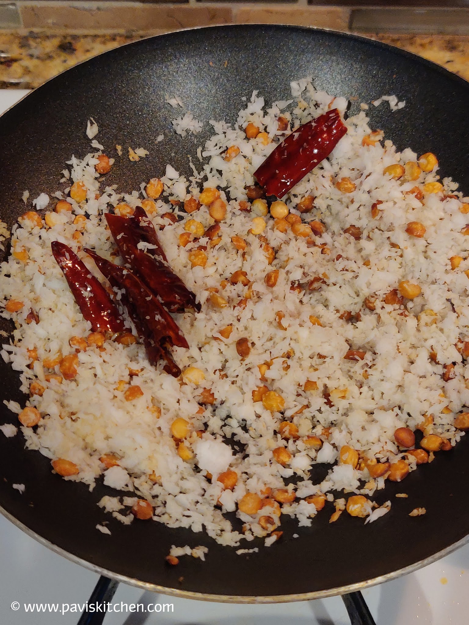 Chow Chow Kootu Recipe | Bangalore Kathrikai Kootu