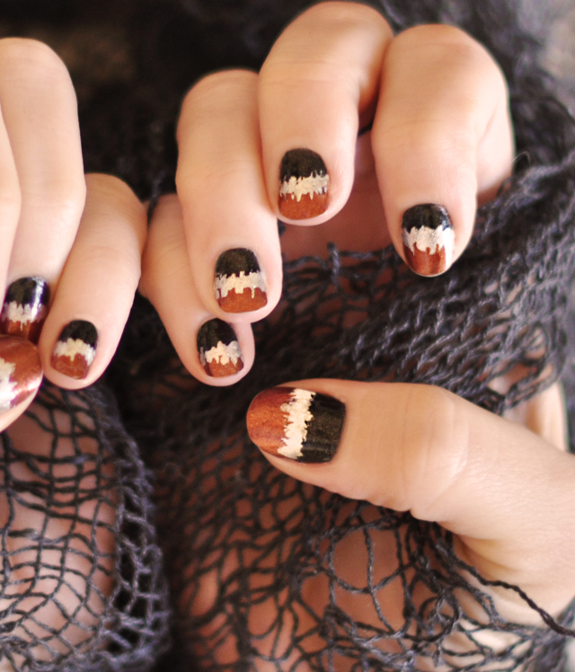 Seismograph manicure, halloween nails