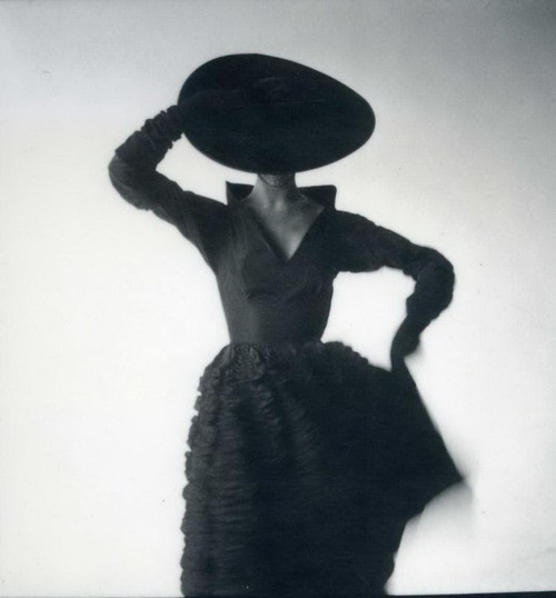 scostumista: HOMAGE TO THE PURE CLASS OF IRVING PENN