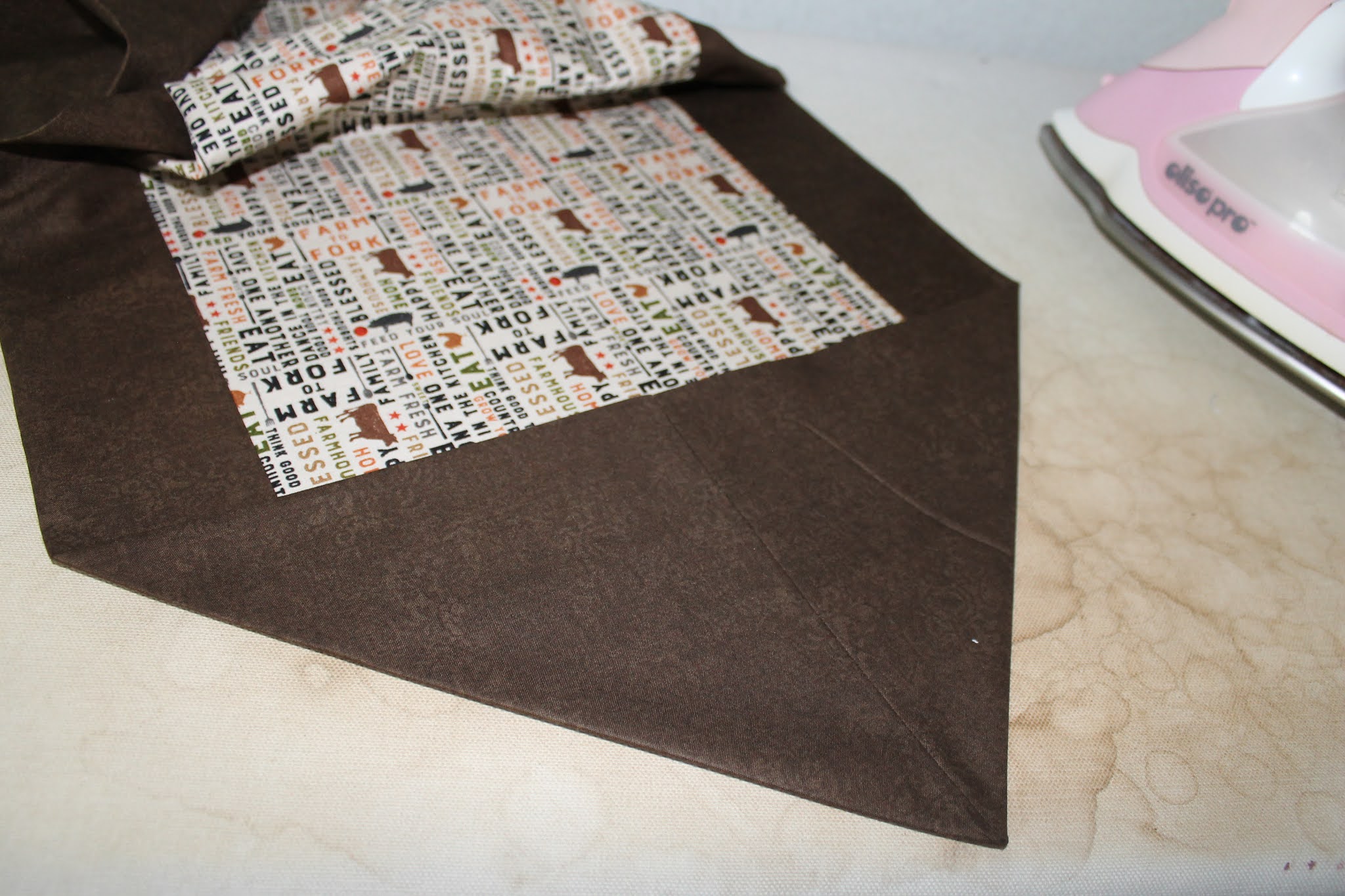 SunShine Sews... 10Minute Table Runner Test