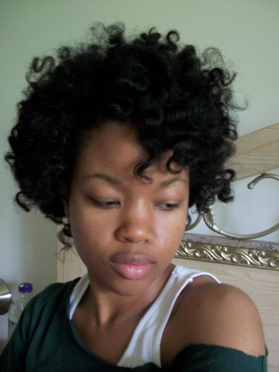 women-curly-hair-styles-for-short-hair