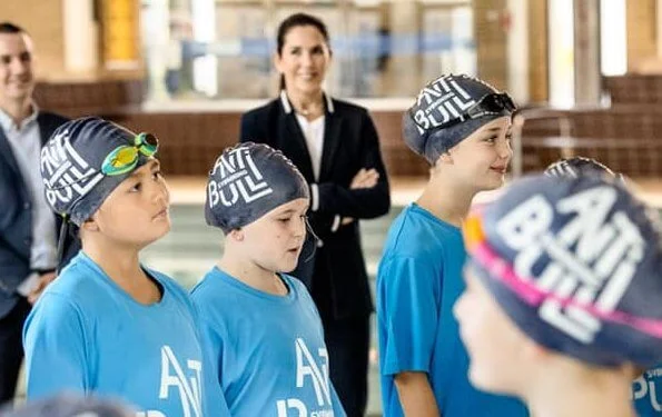 Crown Princess Mary wore a navy blazer and trousers from Hugo Boss. Agnesy Regular fit jacket and Hefena trousers. Nike fly trainers