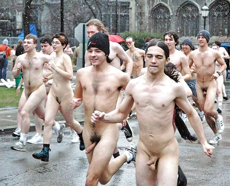 Pants off to naked male runners around the world! 