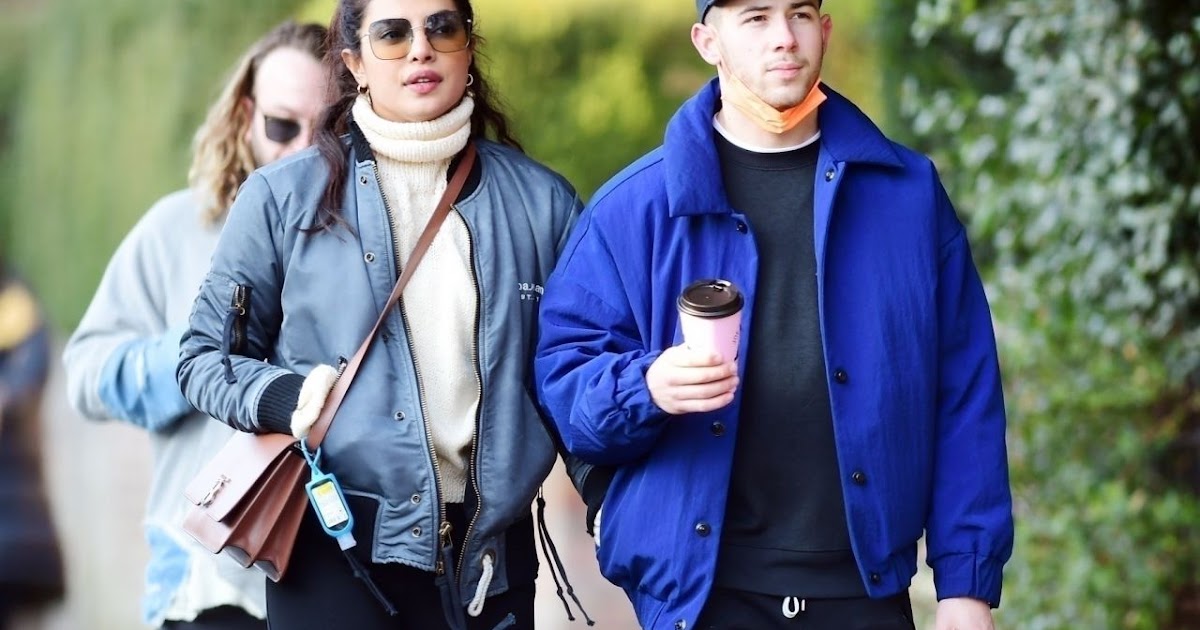 DC COMICS AND ARROWVERSE : Priyanka Chopra and Nick Jonas - Out in