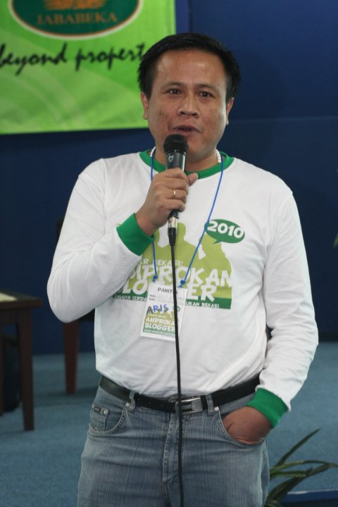 Contoh teks sambutan dalam acara resmi | contoh teks pidato