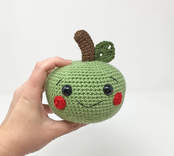 Free Apple Crochet Pattern: Appetising Apple — Cilla Crochets