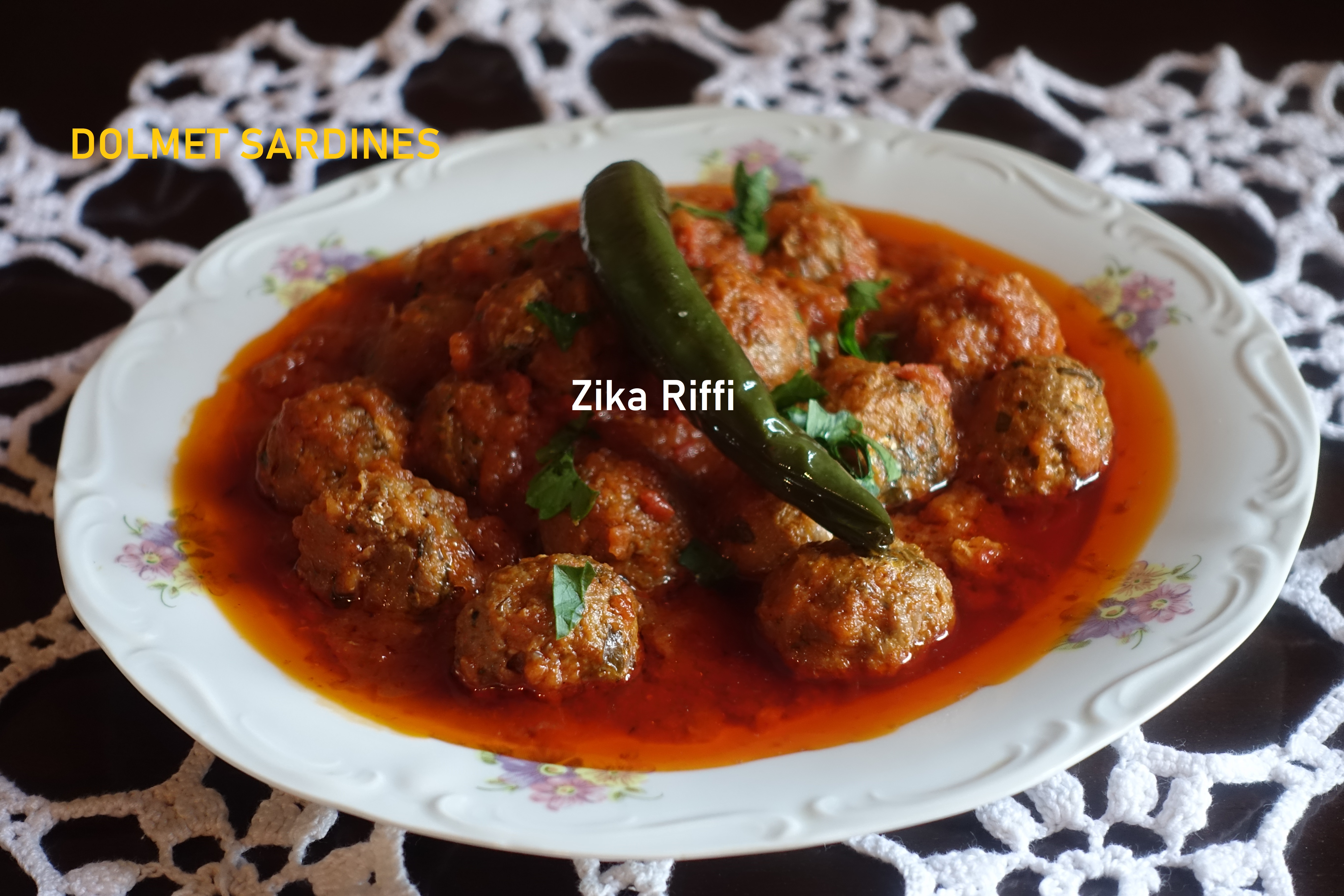 DOLMA SARDINESBOULETTES DE SARDINES SAUCE TOMATES