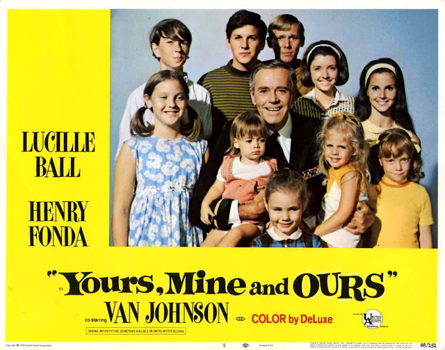 Les Miens Les Tiens Les Notres Affiches - Photos d'exploitation - Bandes annonces: Les tiens , les