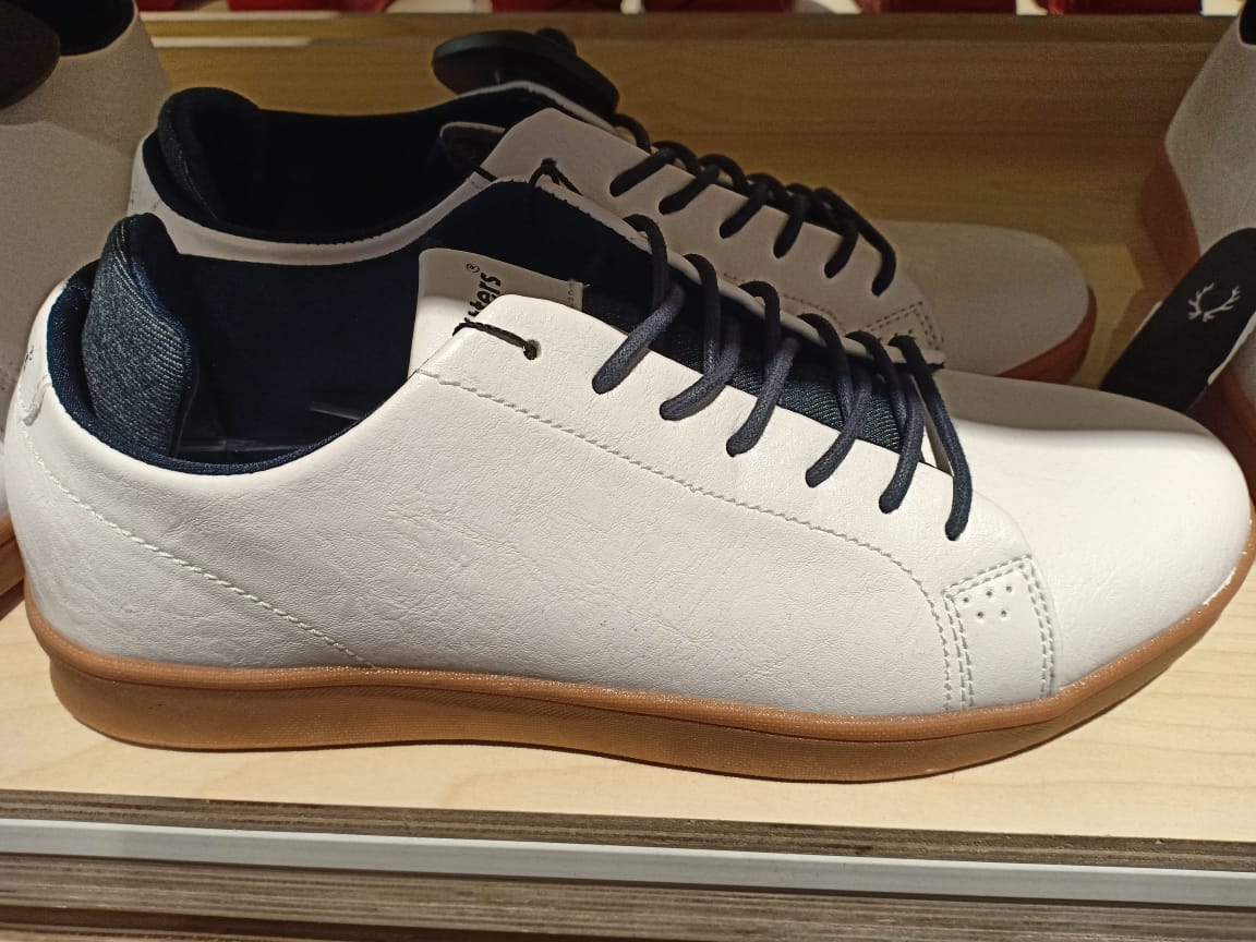 Outfitters Footwear Collection 2019 Comparison and Critical Review