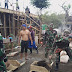 100 Personel TNI Kodim 0824/Jember, Bantu Penyelesaian Pengecoran Pondok