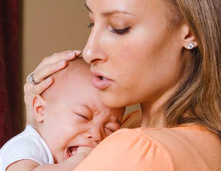 How To Resolve Baby Is Often Fussy So Stop Crying