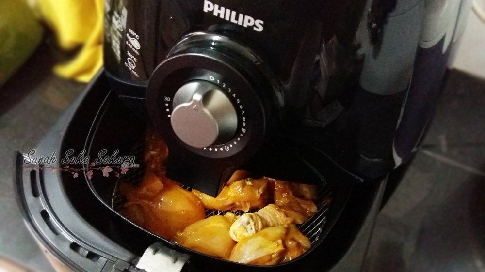 Pertama Kali Goreng Ayam Guna Air Fryer Philips
