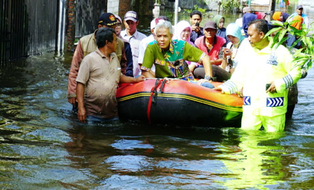 BMKG Keluarkan Peringatan! Jakarta, Banten, Jabar, Jateng dan Jatim Siaga Banjir Besok Hingga Senin