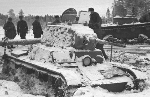 7 January 1940 worldwartwo.filminspector.com Soviet tanks