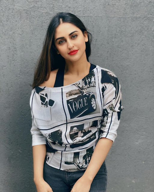 Krystle Dsouza  (Indian Actress) Wiki, Biography, Age, Height, Family, Career, Awards, and Many More...