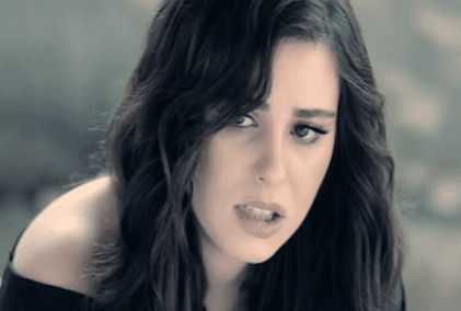 Kanatli Kapinin Demir Surgusu Defteriniz Com