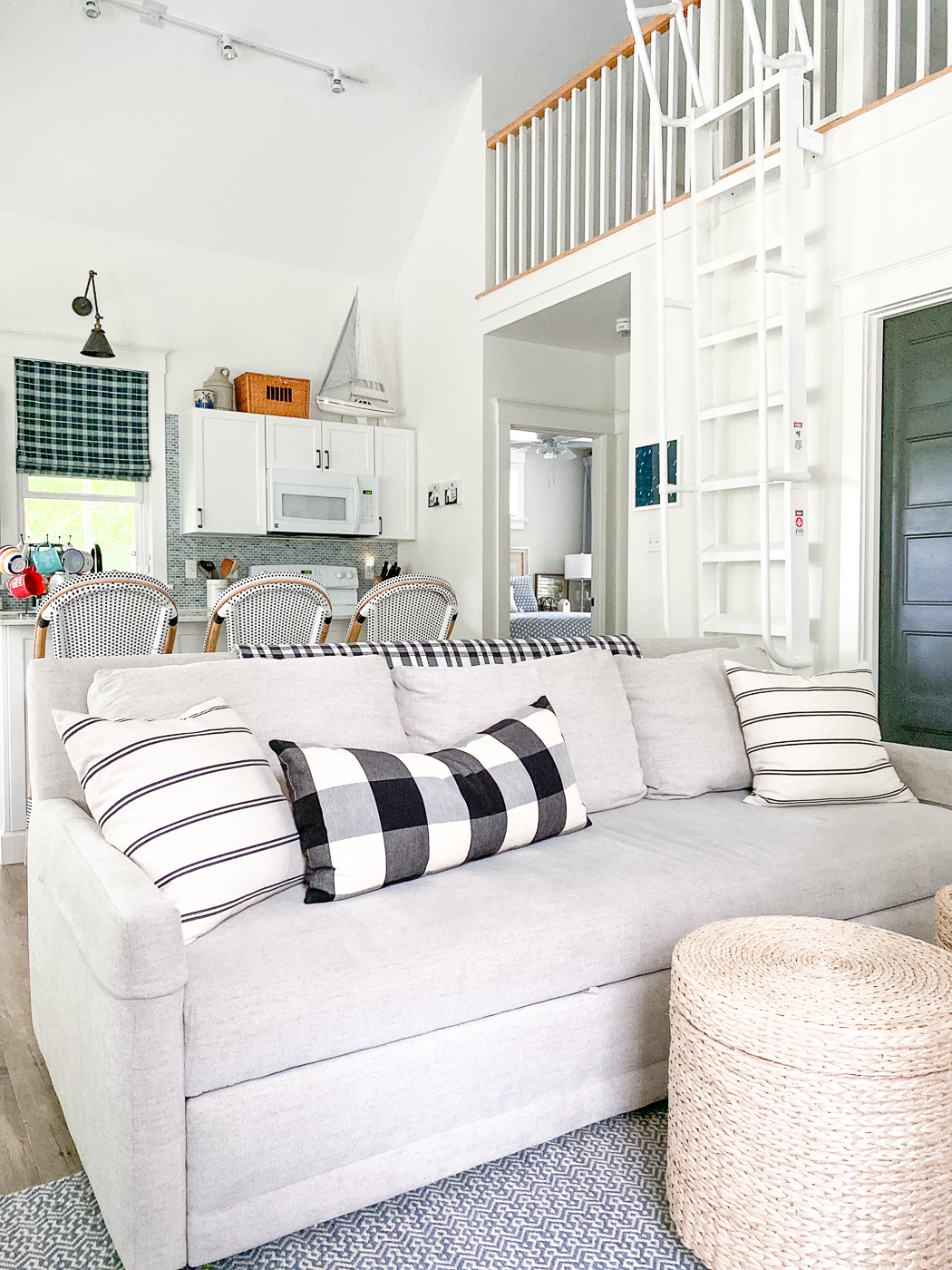 11 Summer Cottage Decorating Ideas Rambling Renovators