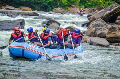Water Rafting ඉතිහාසය සොයා - කිතුල්ගලට 🚣🏻🚣🏻‍♀️ (Water Rafting - Kithulgala ☘️🍃) - Your Choice Way