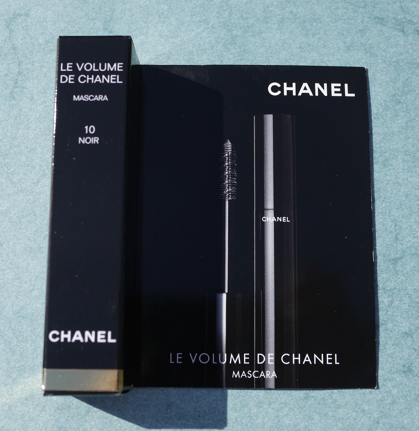 Chanel Le Volume 0.03 oz / 1 ml Promo Size 10 Noir Black Mascara