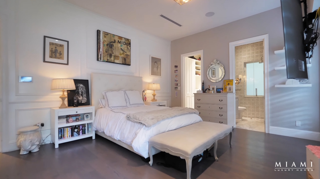 53 Interior Design Photos vs. 4100 Kiaora St, Miami Luxury Mansion Tour