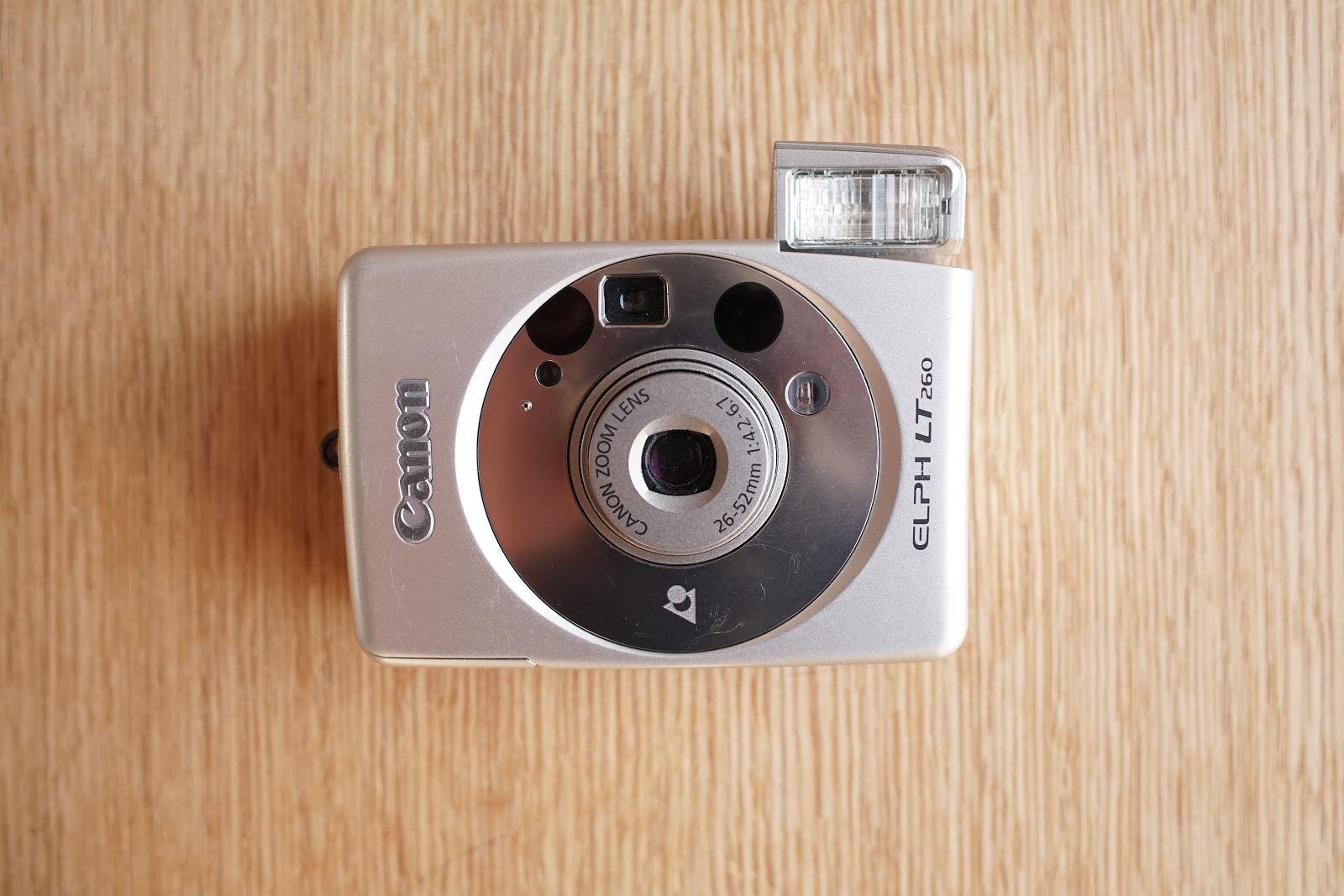 Canon ELPH LT 260 APS Camera