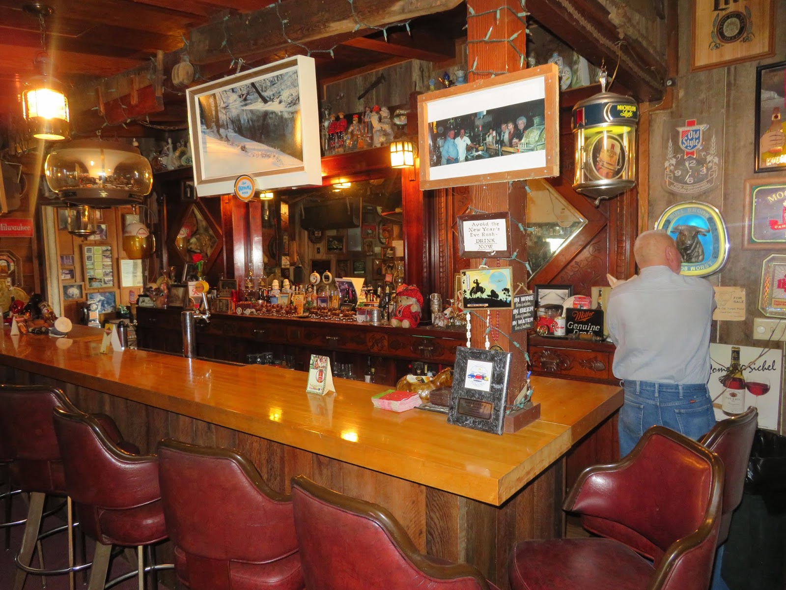 seattlebars: march 2017 seattlebars: march 2017