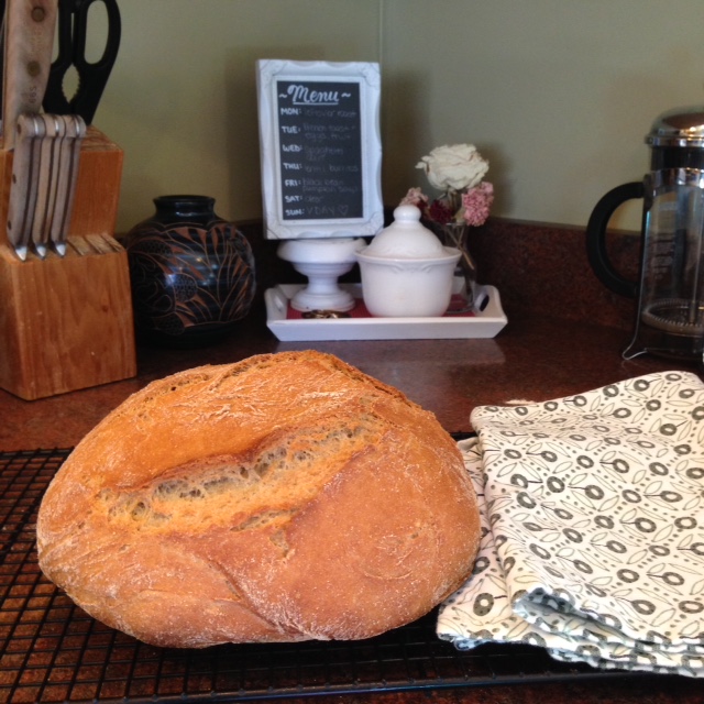 Milk Allergy Mom 4Ingredient Dutch Oven Bread {DairyFree, EggFree