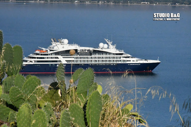 Κρουαζιέρα κροίσων με το megayacht 