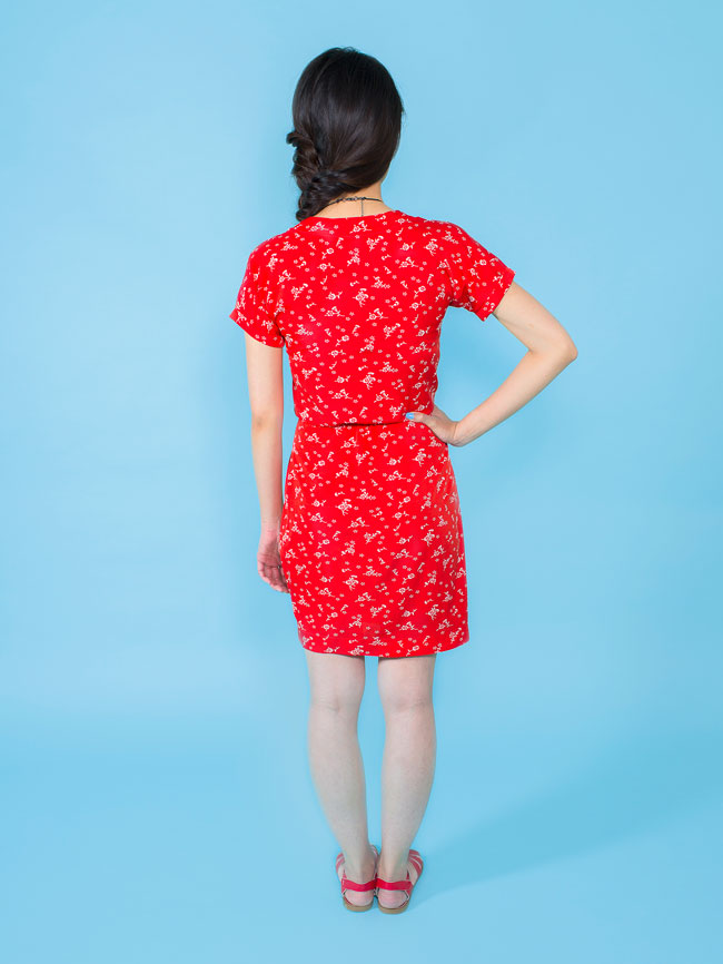 Bettine sewing pattern - easy dress pattern for beginners - Tilly and the Buttons