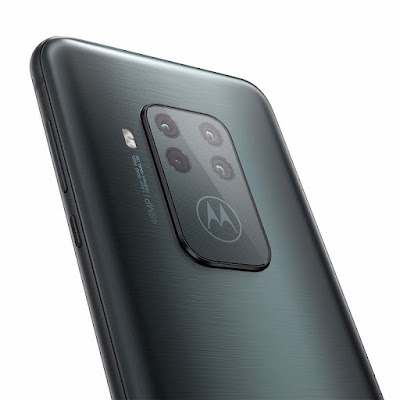 نظام الكاميرا الرباعى لهاتف موتورولا One Zoom images-motorola-one-zoom-quad-cam