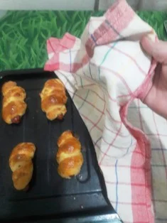 cover-the-baked-rolls