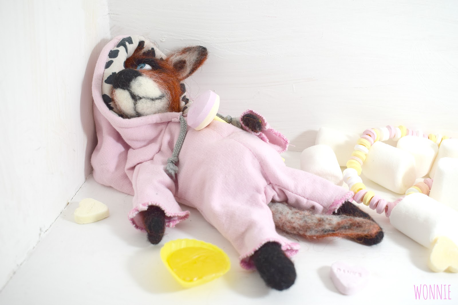 Wonnie�s little ideas Überfressen. (Fuchs im Jumpsuit)