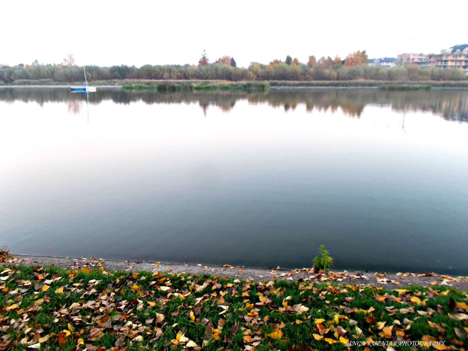 Rzeka Oznaczona Numerem 1 Nosi Nazwe Kwa Kinga Kuźniar Photography: JESIENNA RZEKA