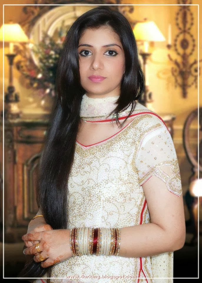 Sexy Pakistani Girls Photos Hot Desi Girls Pictures & Wallpapers