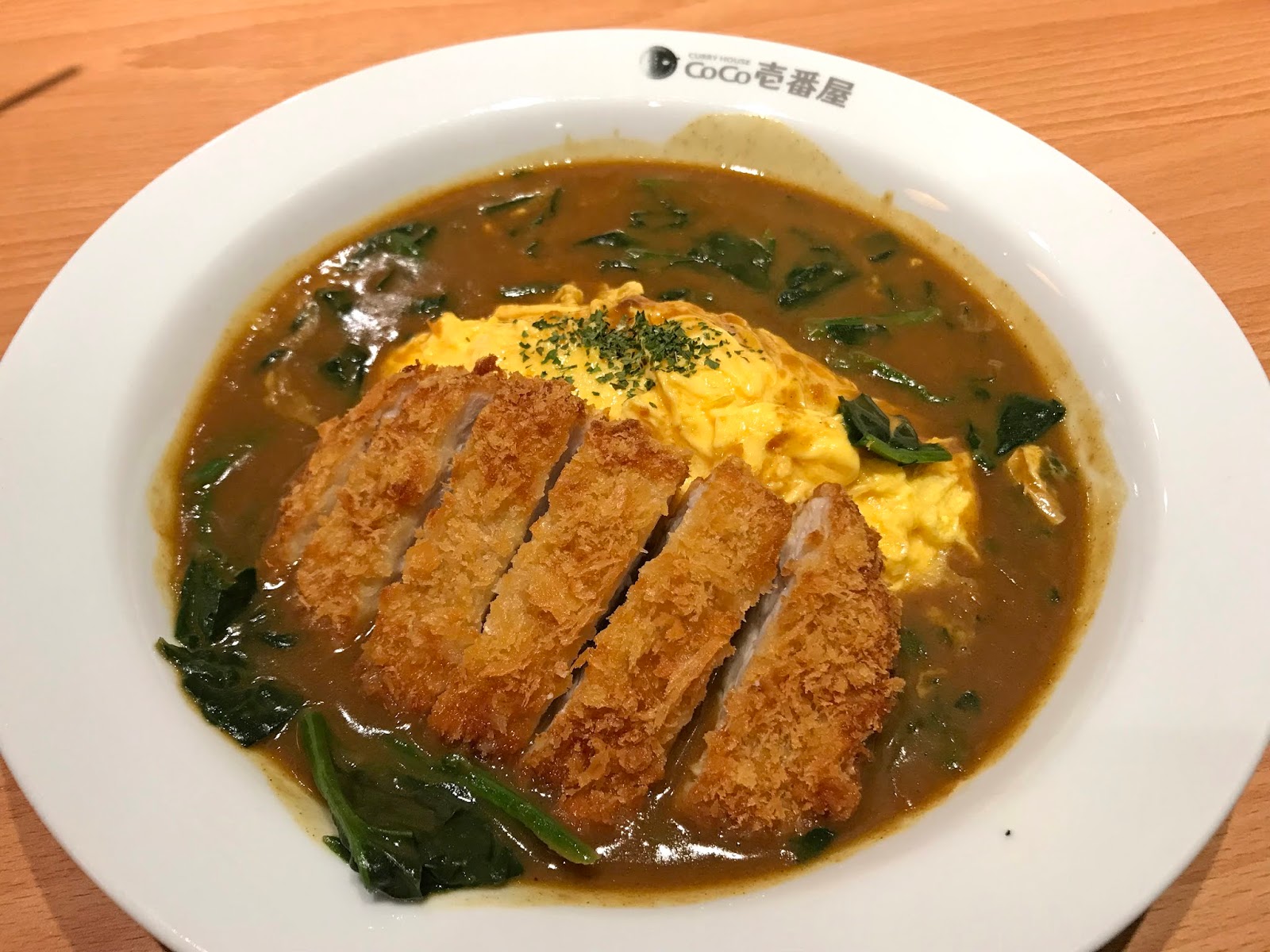 Coco壹番屋南京建國店 今年新開幕 用餐環境超棒 推薦菠菜炸豬排歐姆蛋咖哩飯 西西烹飪筆記