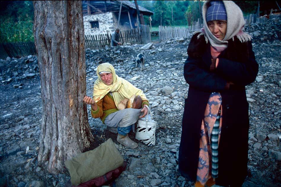 Грузинские беженцы в горах Сванетии, октябрь 1993 года