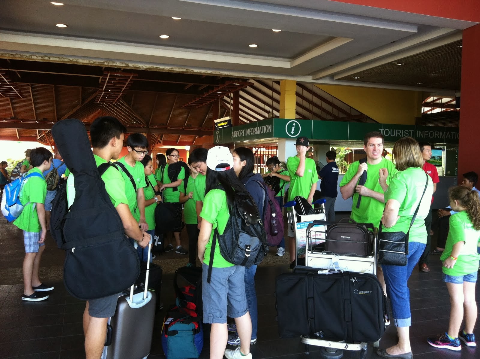 Welcome to International high school team from Singapore to help Shelter of Love in Cambodia