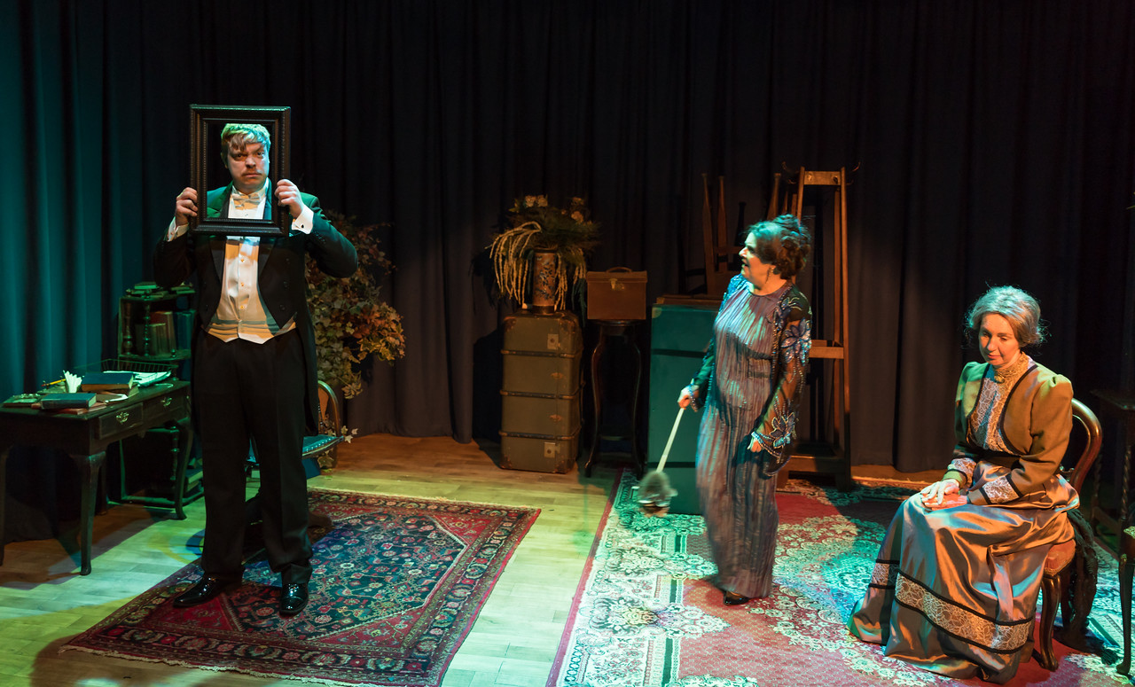 AMATEUR THEATRE REVIEW Edith