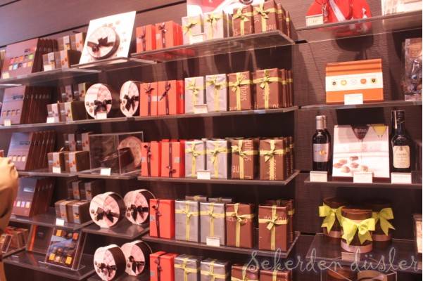 SelServis Butik Pasta &amp; Kurabiye &amp; Cupcake Tasarım İzmir, Pasta