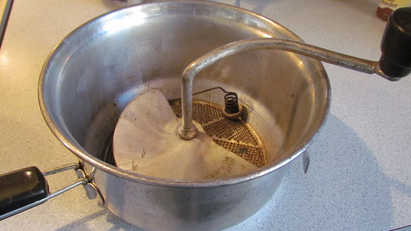 Gardening, Cooking, Birds and more! Super Easy Homemade Applesauce