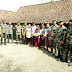 Yonarmed 12/Divif 2 Kostrad Bagikan Perlengkapan Sekolah