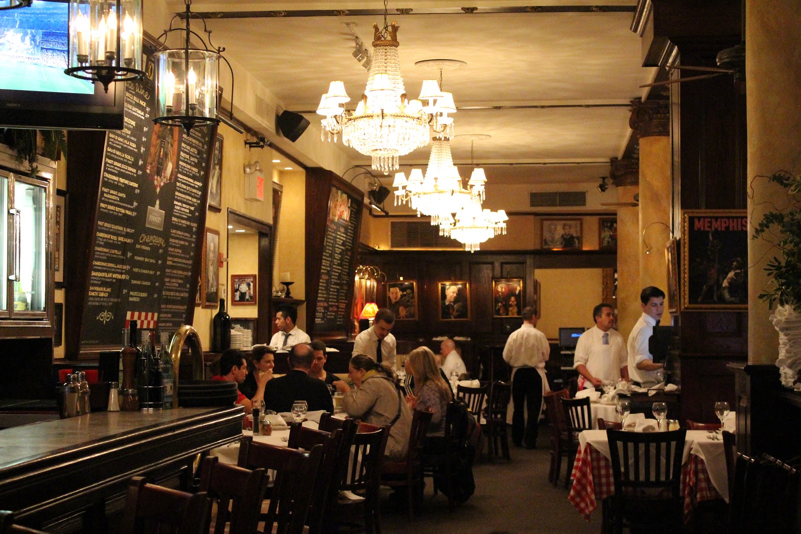 Glimpses and Glances A Taste of Italy in New York Tony's DiNapoli at