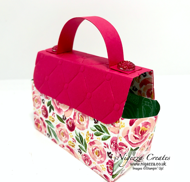 Nigezza Creates Handbag Gift Bag Using Best Dressed DSP