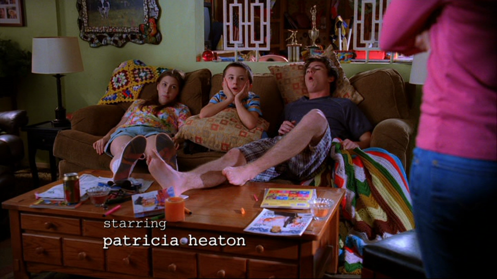 Charlie McDermott Barefoot in "The Middle" .