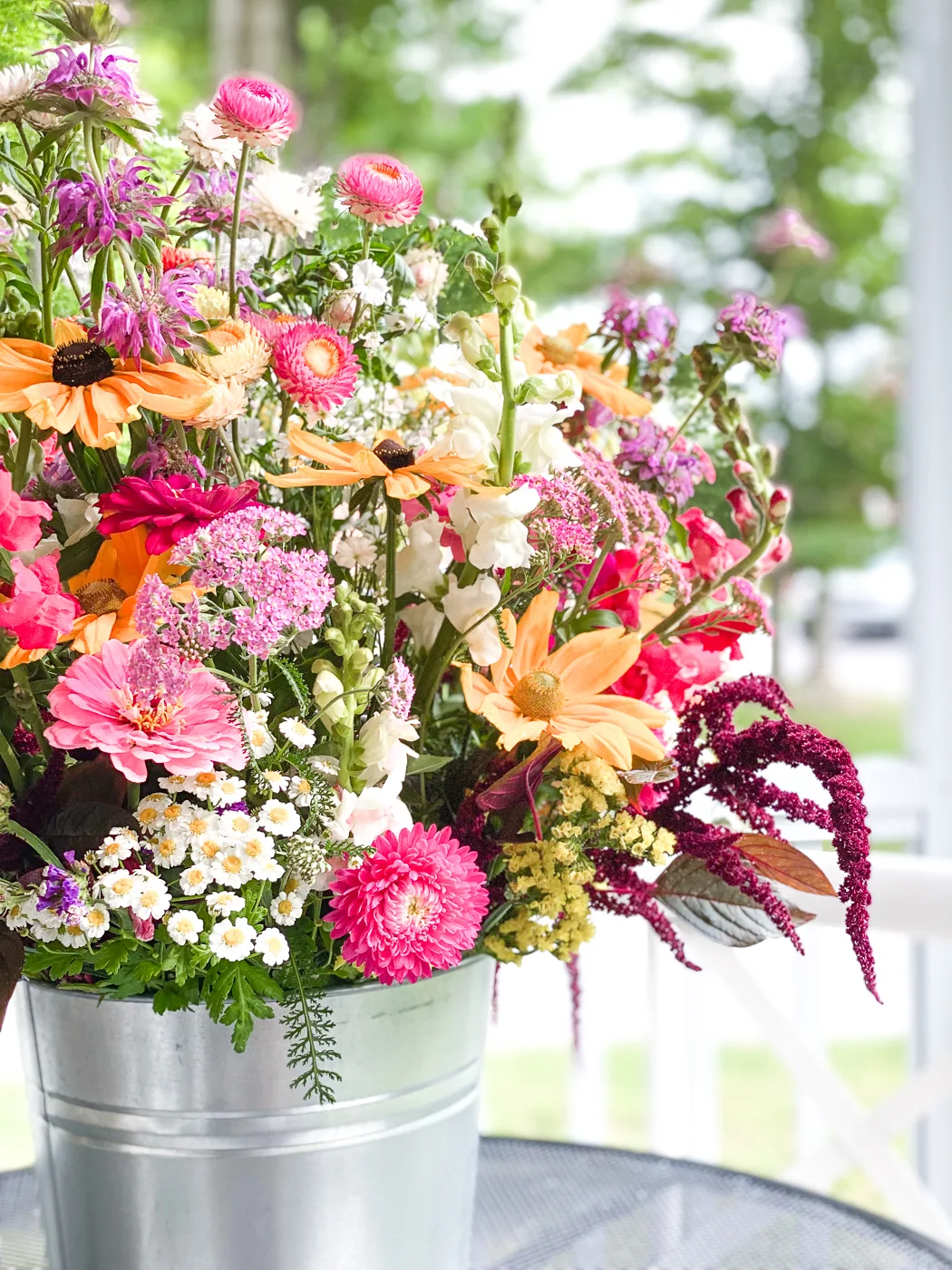 cut flower arrangement, flowers from a cutting garden, summer garden flowers