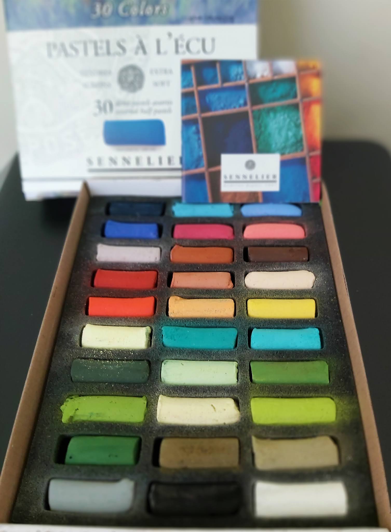 Review: Sennelier Extra Soft Pastels and Sennelier Soft Pastel Card