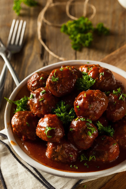 INTERNATIONAL:  Meatballs for Holiday Parties