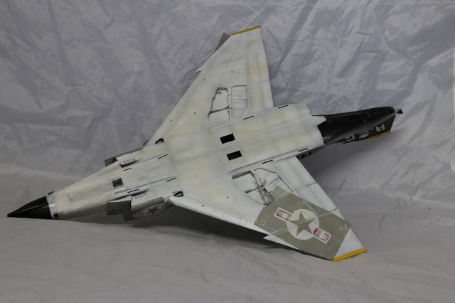 Montage pas à pas du F-4B Phantom II d'eduard au 1/48. F-4B Phantom II,Eduard 1/48, La réalisation de la décoration.