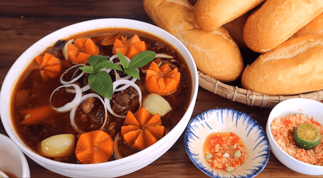 [Image: cach-nau-bo-kho-nuoc-dua.png]