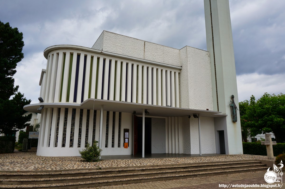 CapFerret Eglise NotreDamedesFlots R. Morin